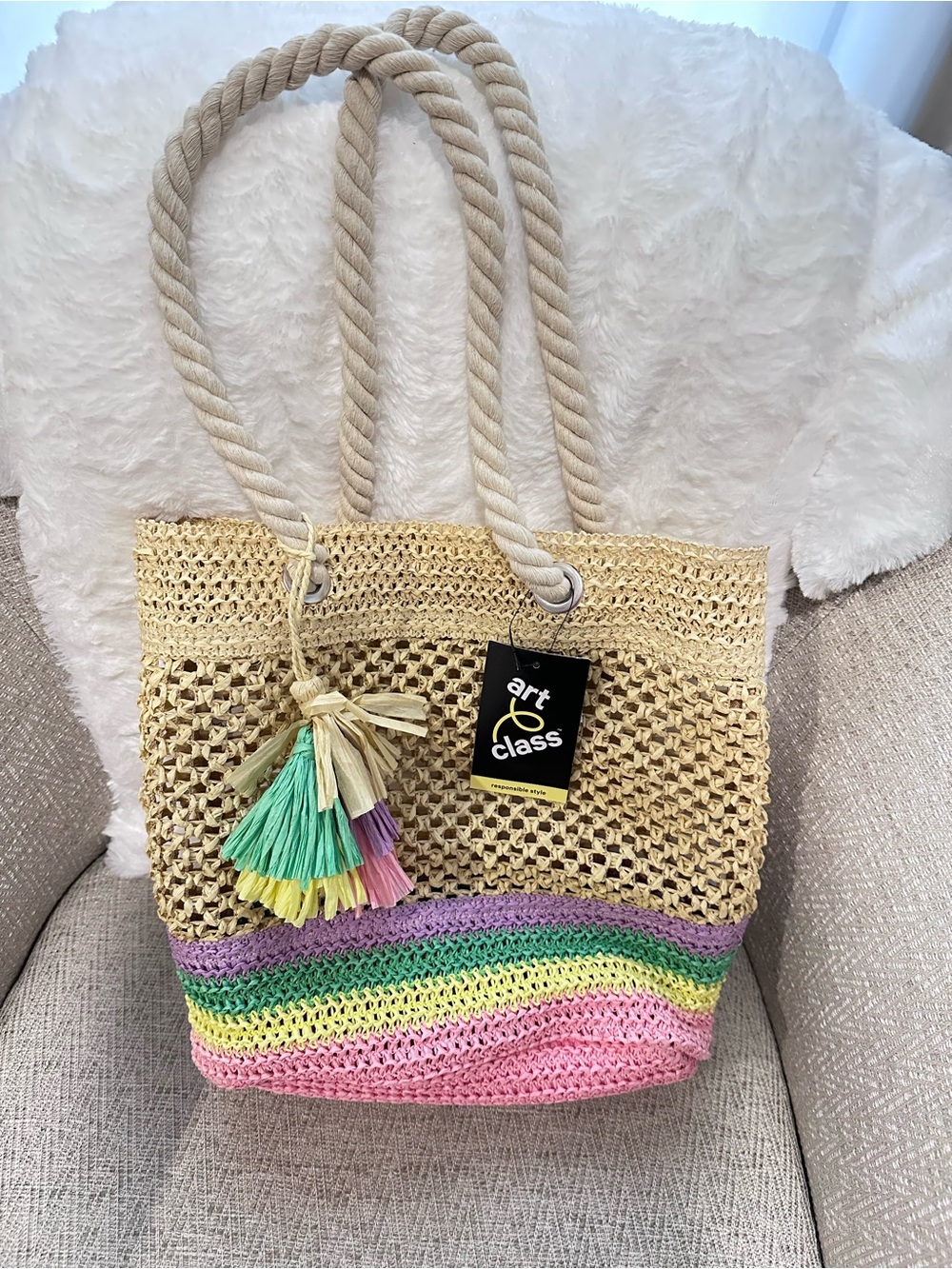 3 pc purse set: art class straw bag, art class silver metallic mini & large hobo - Picture 6 of 7
